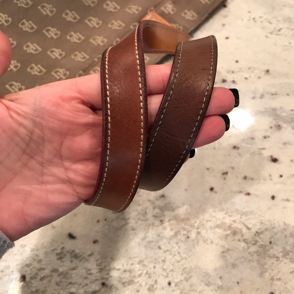 Dooney & Bourke Vintage Signature Logo Tote - Picture 2 of 13